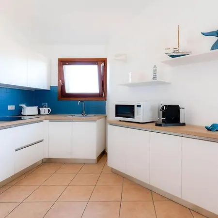 Tavolara Paradise - Sea View - Swimming Pool - Wifi Apartment
