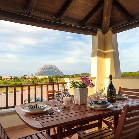 Apartment Tavolara Paradise - Sea View - Swimming Pool - Wifi *