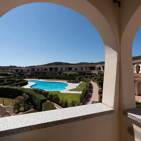 Tavolara Paradise - Sea View - Swimming Pool - Wifi Apartament *
