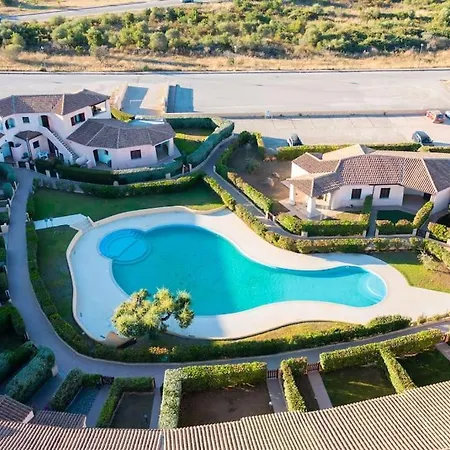 Tavolara Paradise - Sea View - Swimming Pool - Wifi Apartament